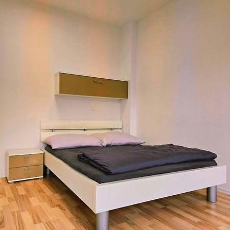B&R Apartment In เฟือร์ท ภายนอก รูปภาพ